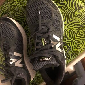 New balance 940  running shoes size 8 men’s